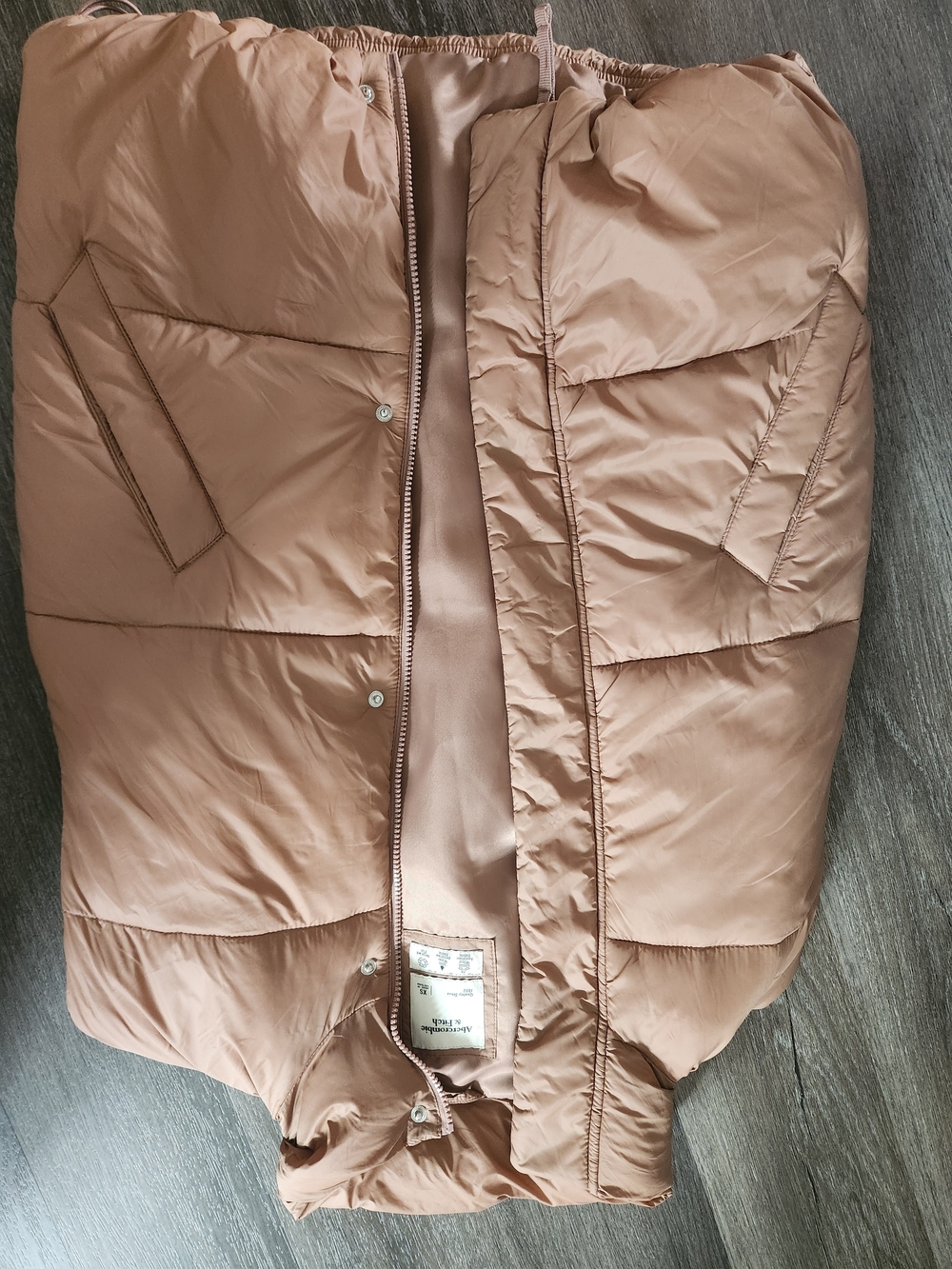 Women's Tan Puffer Vest Abercrombie Small